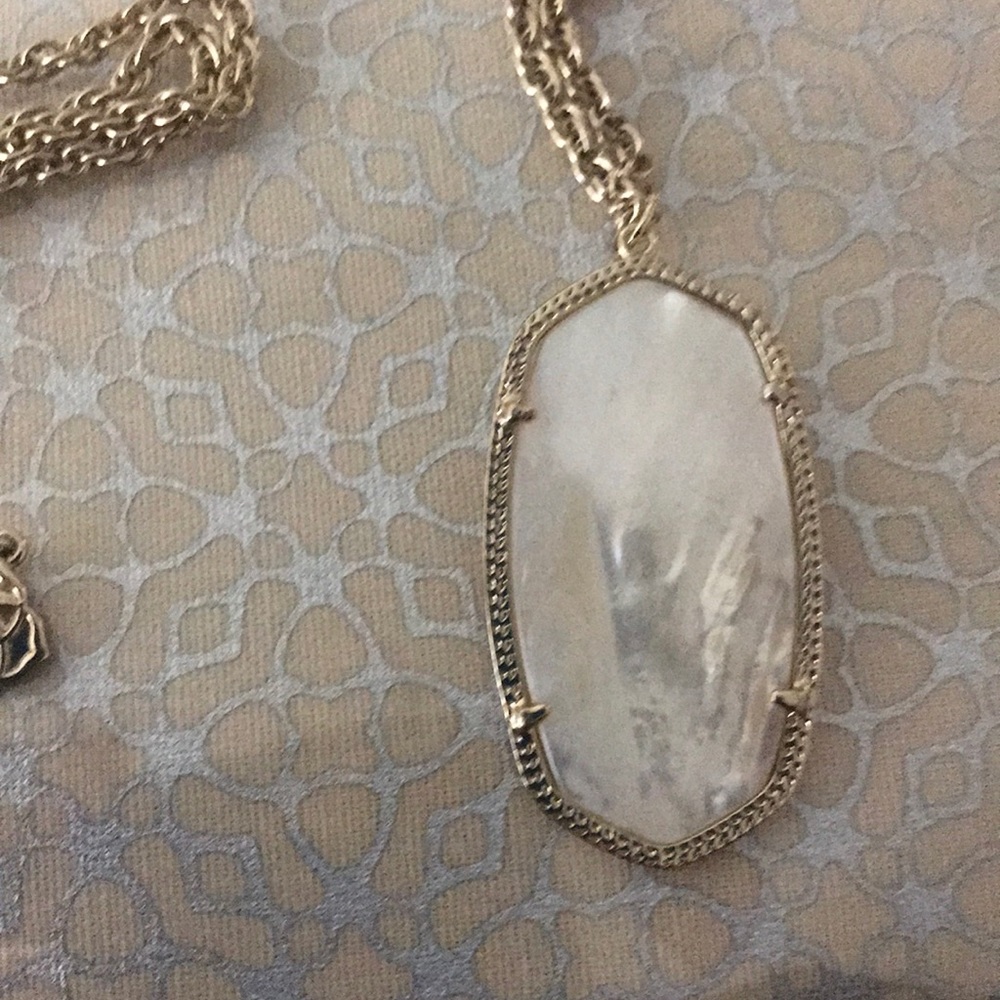 Kendra Scott Necklace - Picture 4 of 7